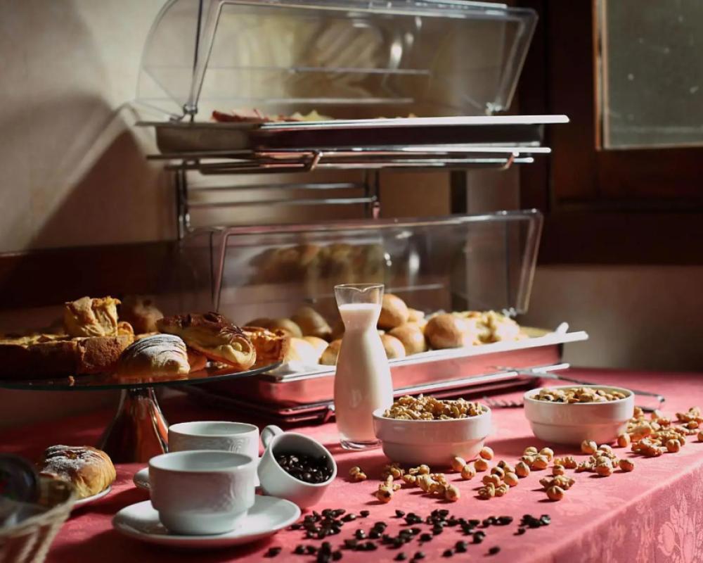 фото Hotel Cavour
