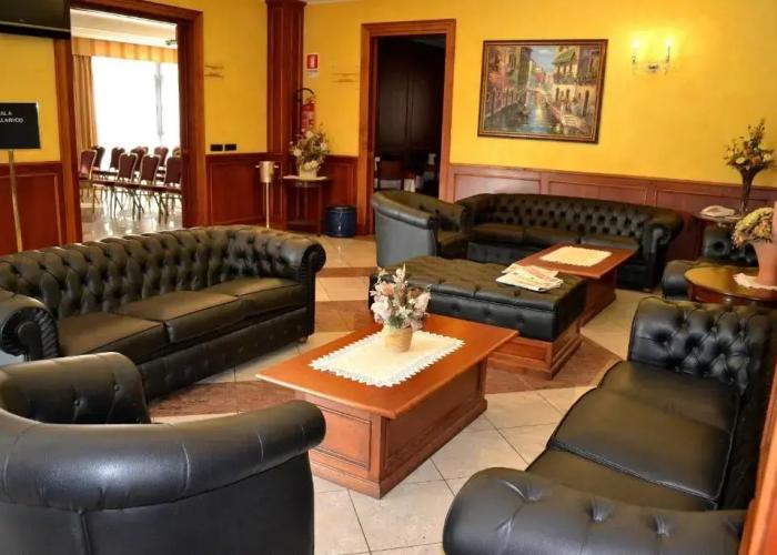 Hotel Tricolore