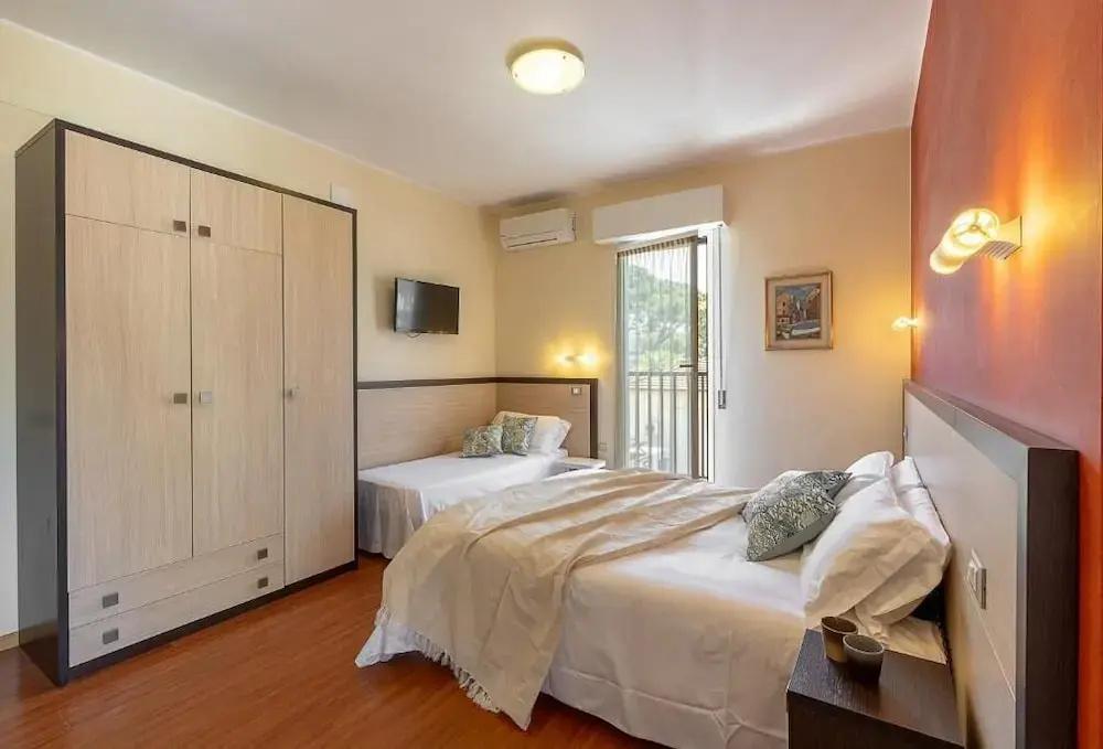 фото Hotel Adriatica
