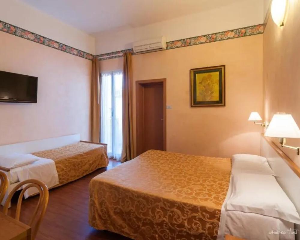 фото Hotel Adriatica