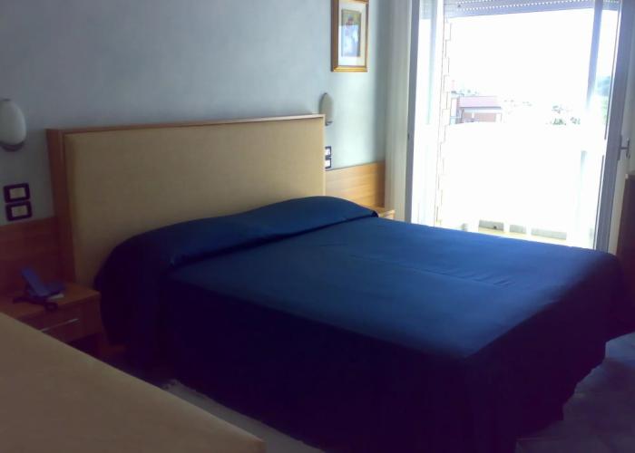 Alexandra Plaza Hotel