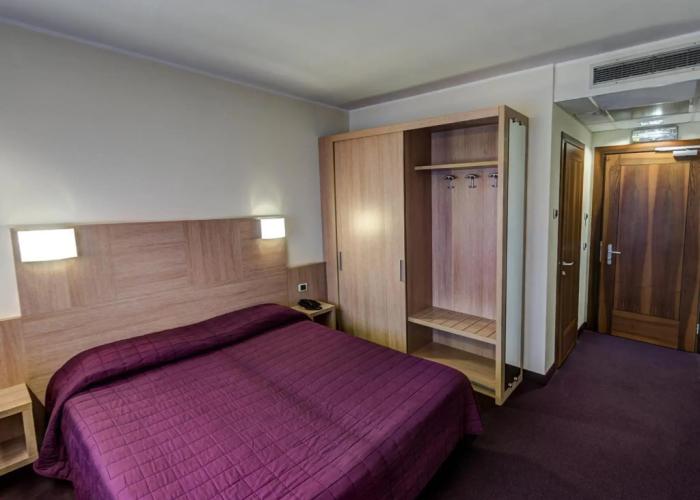 Hotel Capital