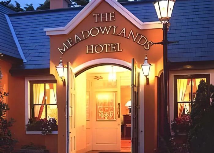 Meadowlands Hotel