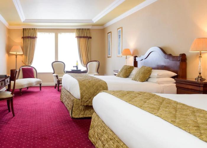 Meadowlands Hotel