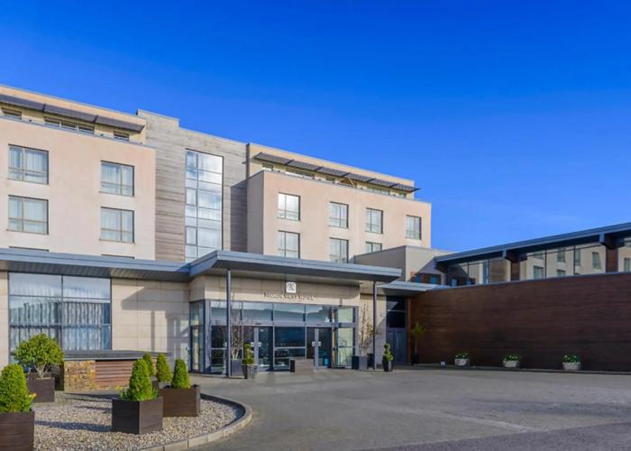 The Manor West Hotel & Leisure Club