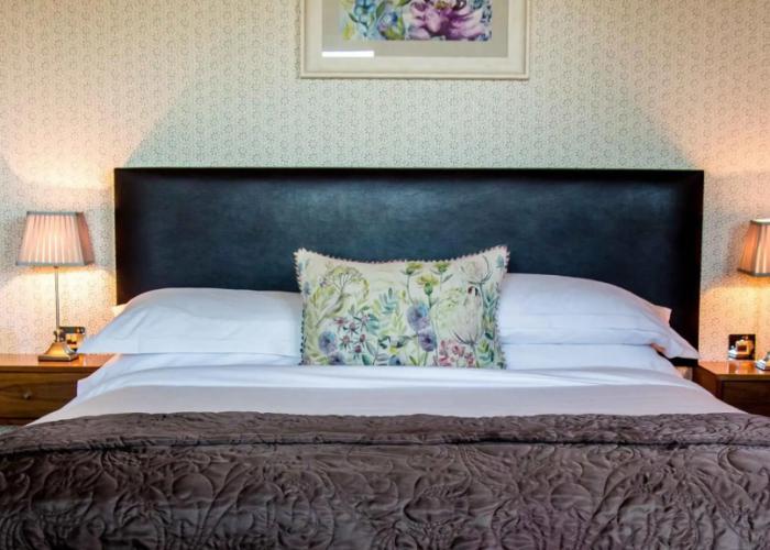 The Manor West Hotel & Leisure Club