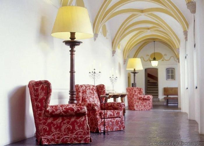 Pousada Convento de Evora - Historic Hotel