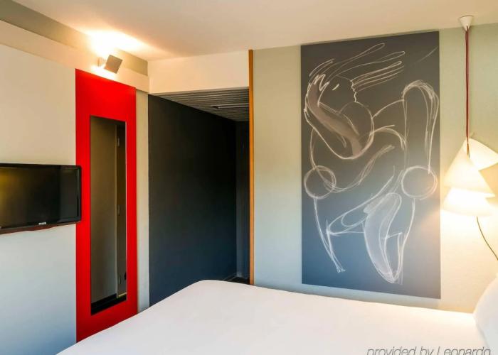 ibis Evora Hotel