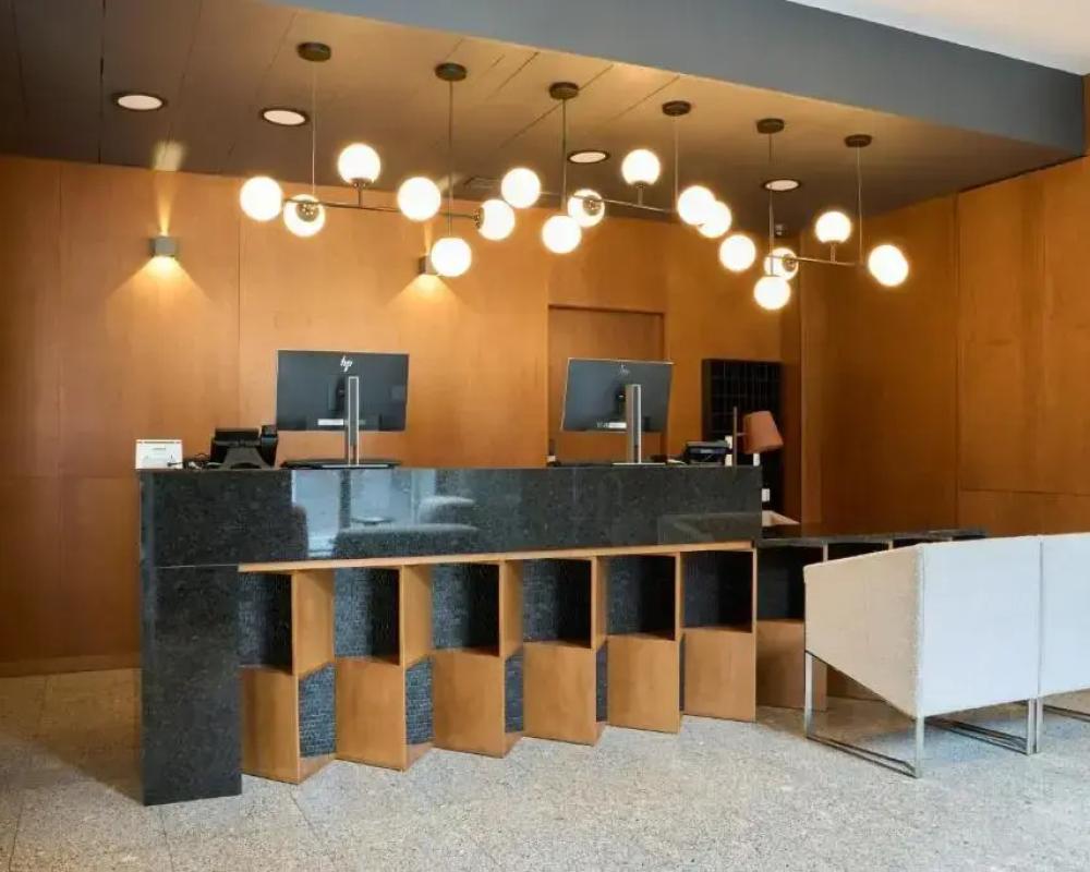 фото Versatile Hotel