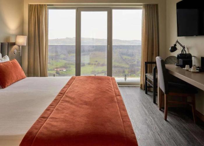 Versatile Hotel