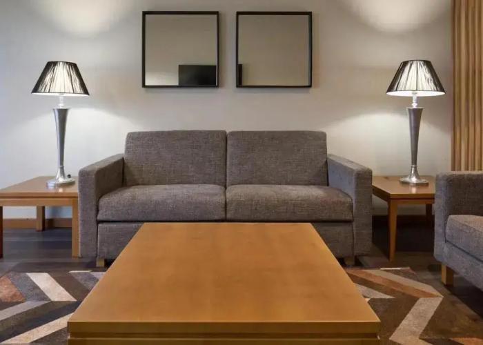 Versatile Hotel