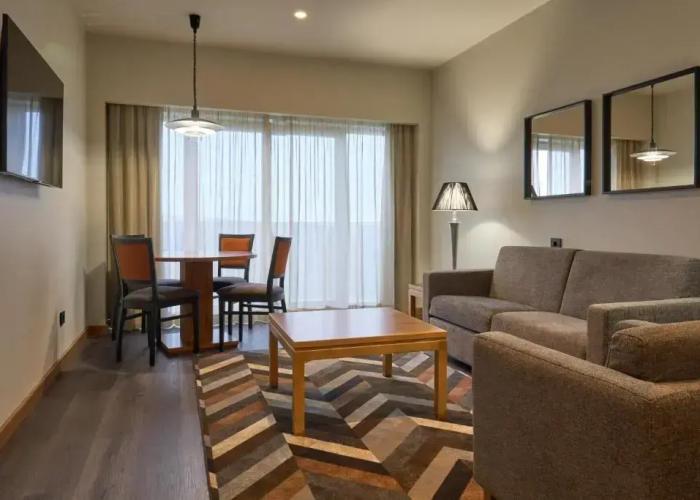 Versatile Hotel