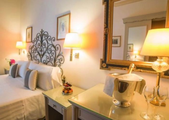 Hotel Jolanda