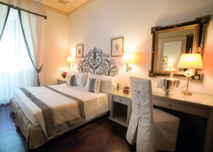Hotel Jolanda