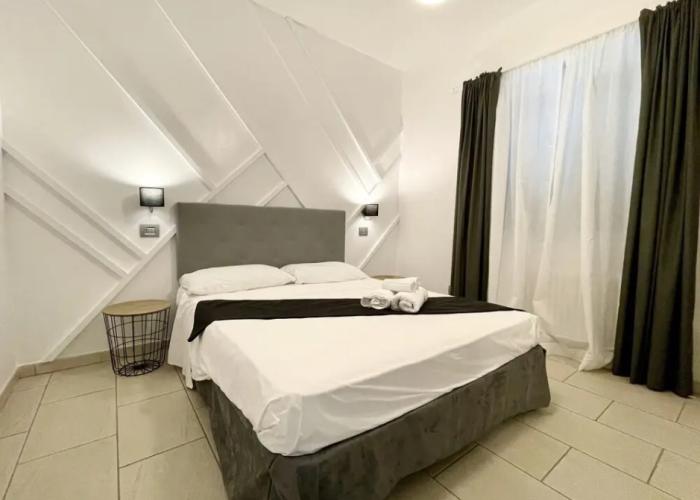 Le Village Sarzana