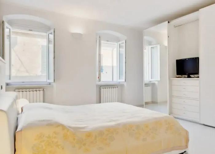 Sarzana White Apartment nel Centro Storico