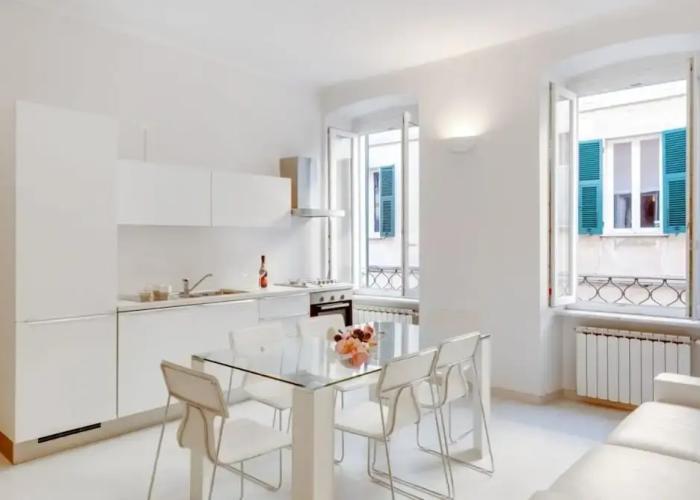 Sarzana White Apartment nel Centro Storico