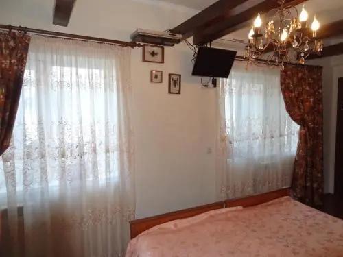 Guest House on 174A Shevchenko Street