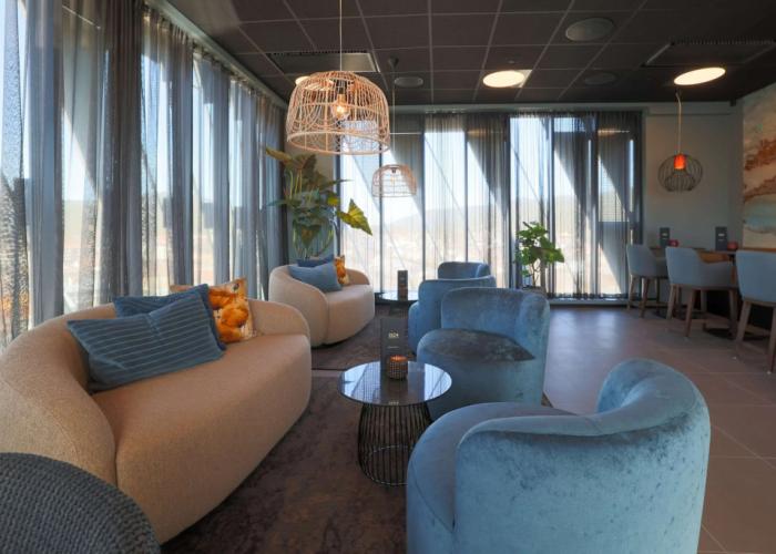 Home Hotel 1624