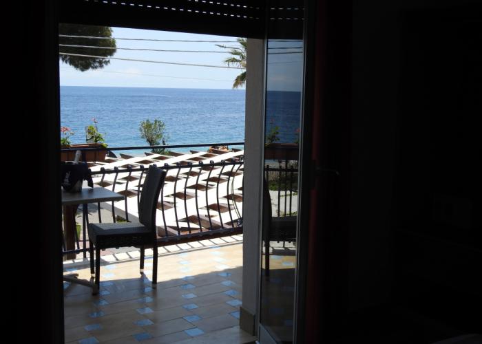 ChrisMare Hotel