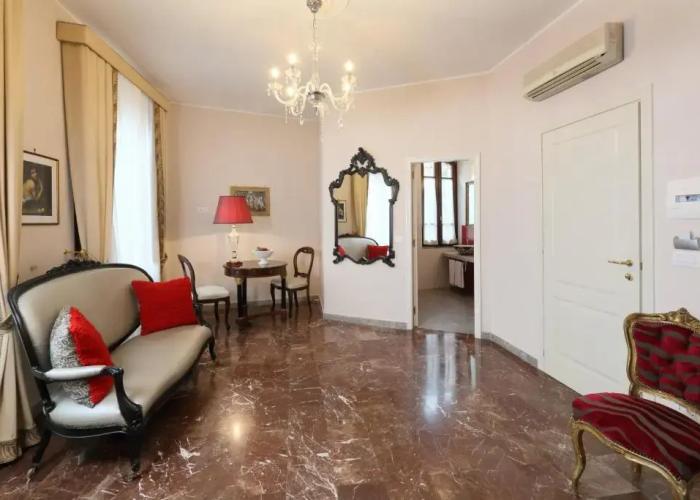 Porta Di Mezzo Luxury suites and rooms