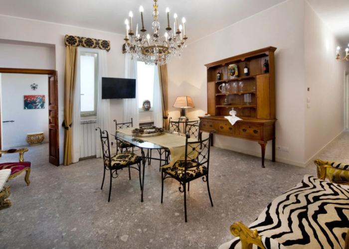 Porta Di Mezzo Luxury suites and rooms