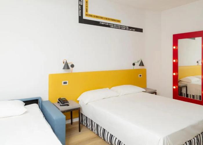 Wave Hotel