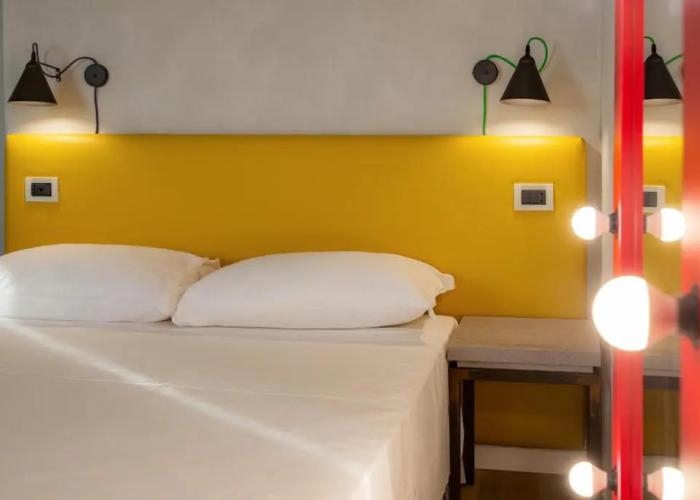 Wave Hotel