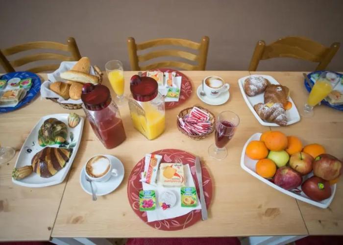 Kolymbetra Bed and Breakfast