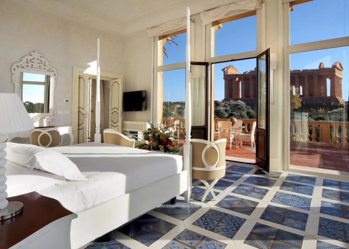 Villa Athena Resort