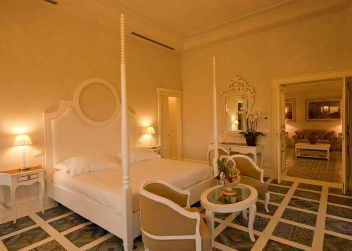 Villa Athena Resort