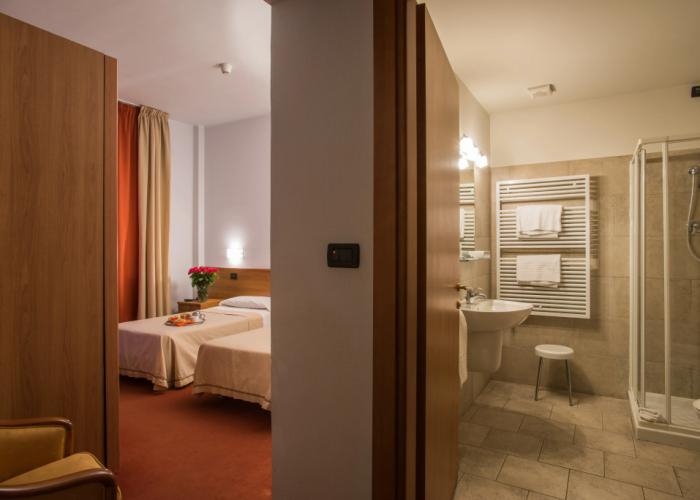 Hotel Lux
