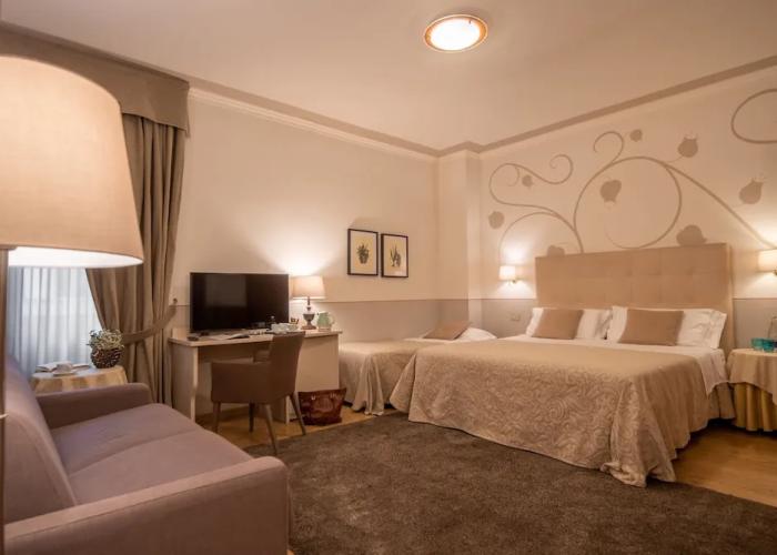 Hotel Ambasciatori