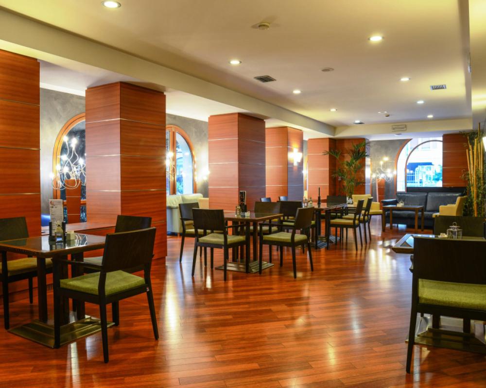 фото Hotel Master