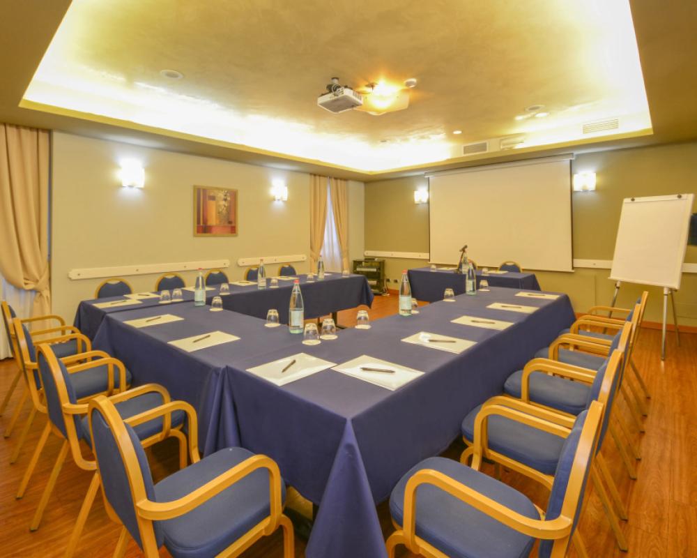 фото Hotel Master