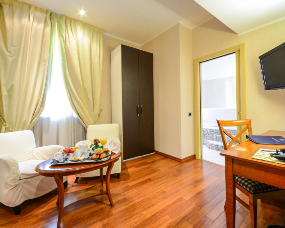 фото Hotel Master