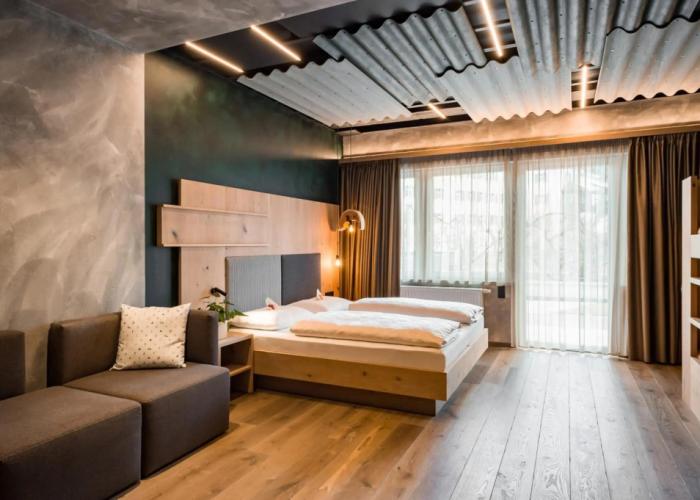 Hotel KRONE - eat, drink, stay