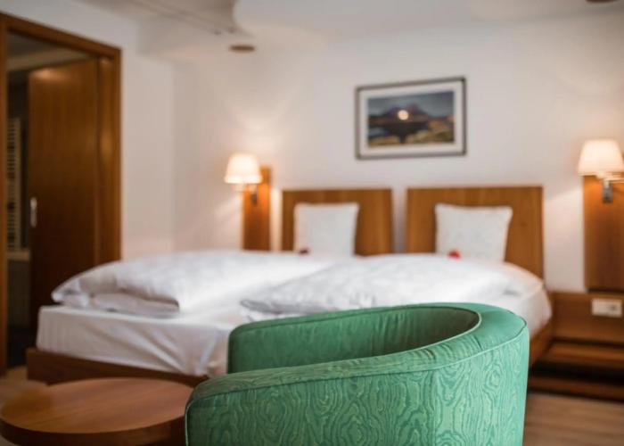 Hotel KRONE - eat, drink, stay