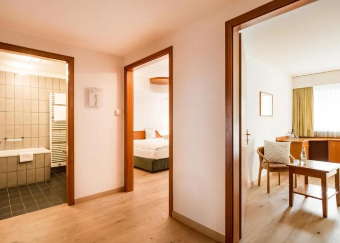 Hotel KRONE - eat, drink, stay