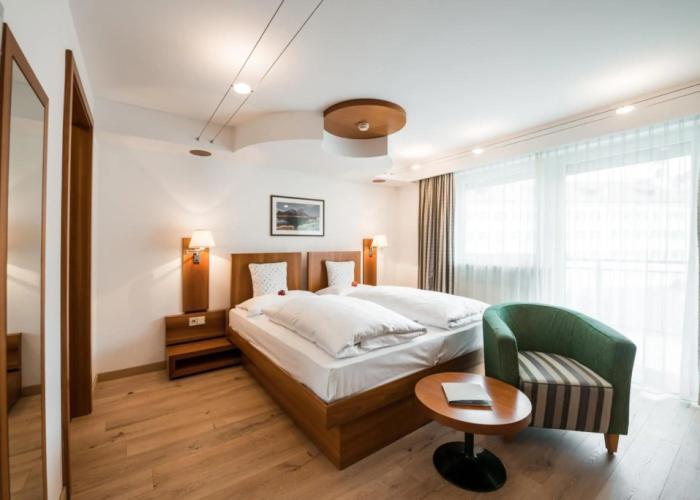 Hotel KRONE - eat, drink, stay
