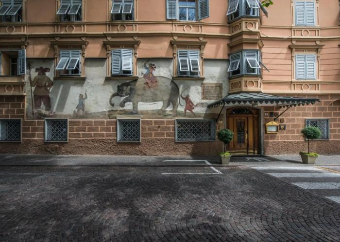 Hotel Elephant