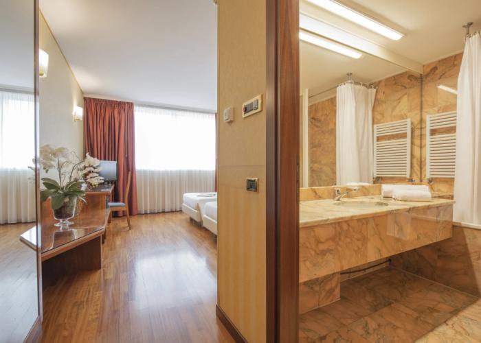 Montresor Hotel Tower