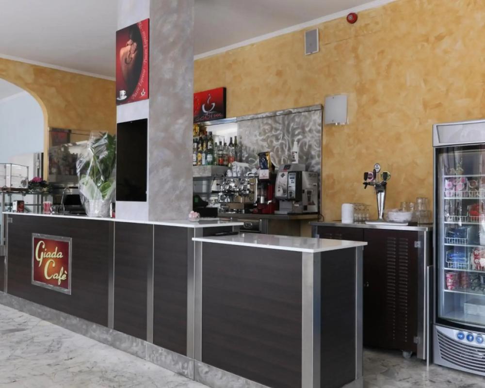 фото Hotel Ferrari