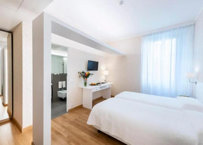 Metropole Suisse Hotel