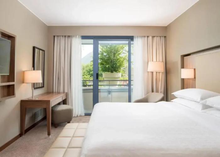 Sheraton Lake Como Hotel