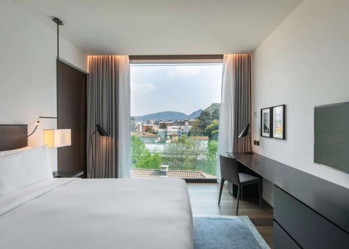 Hilton Lake Como Hotel