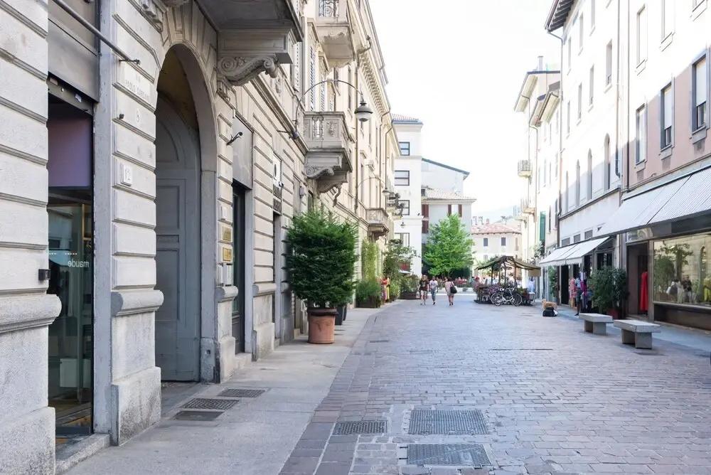 фото Numero Due Piazza Mazzini