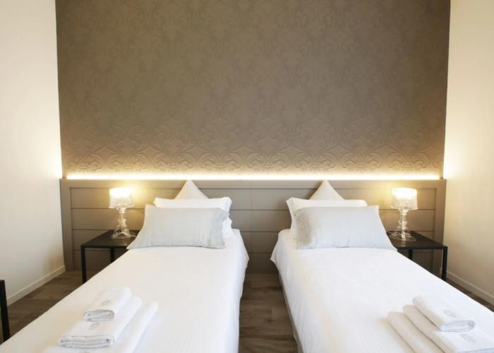 Villa Liberty - Lake Como Rooms & SPA