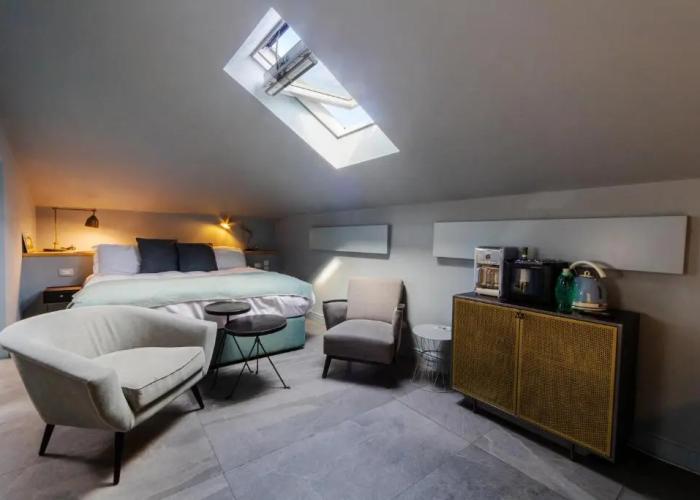Bello Lake Como Suites