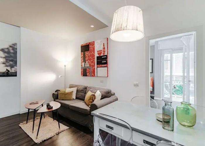 MyHomeInComo - Art Design Suites